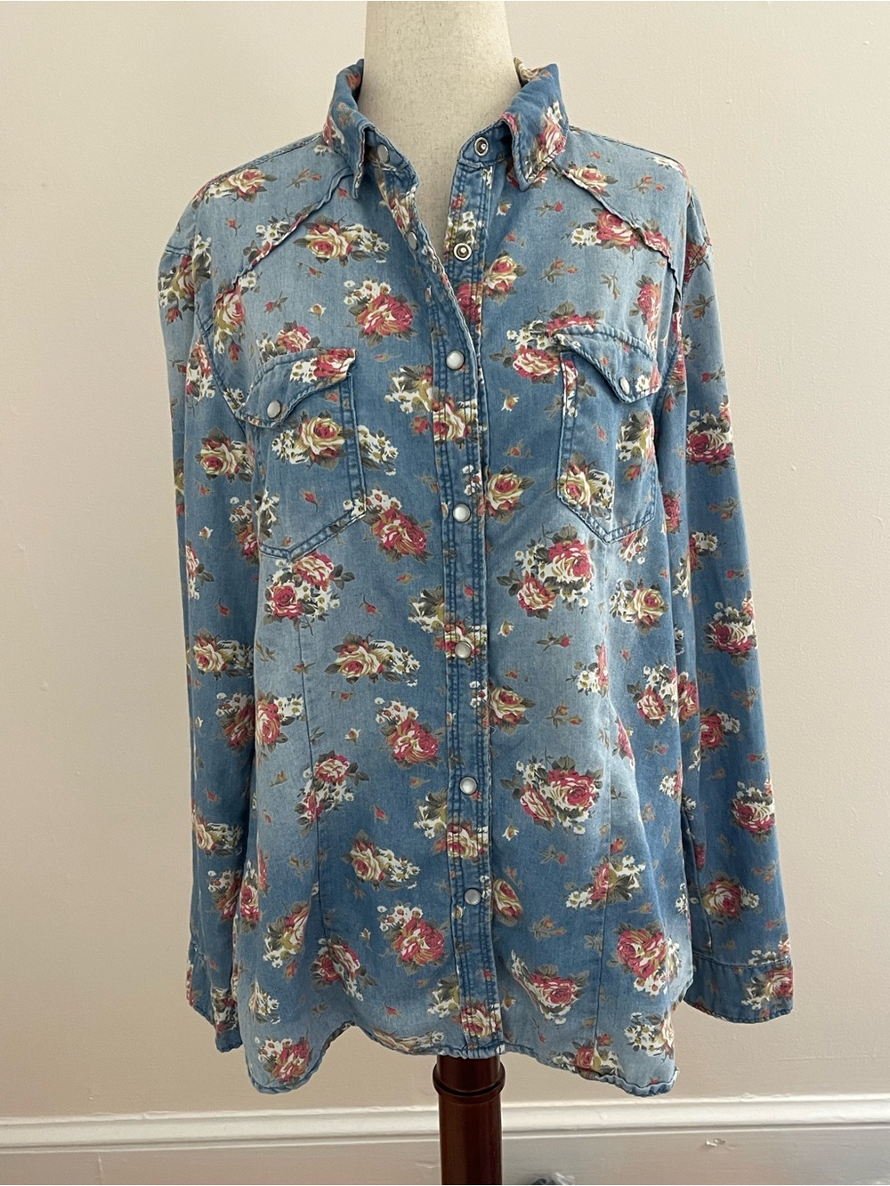 Sundance Floral Denim Western Shirt XL Made in USA Cotton Snap Front